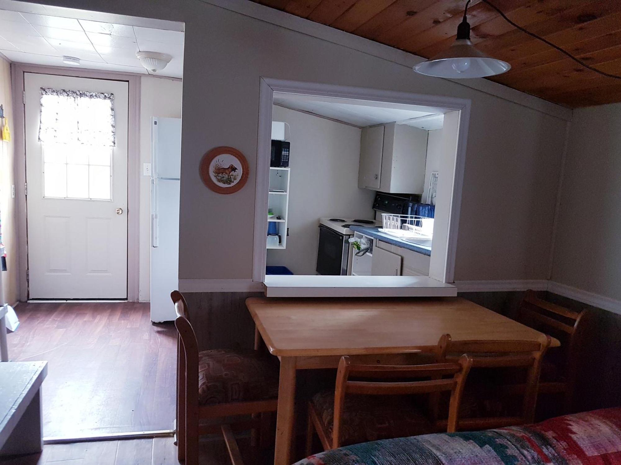 Marble Lake Lodge Cloyne Ruang foto